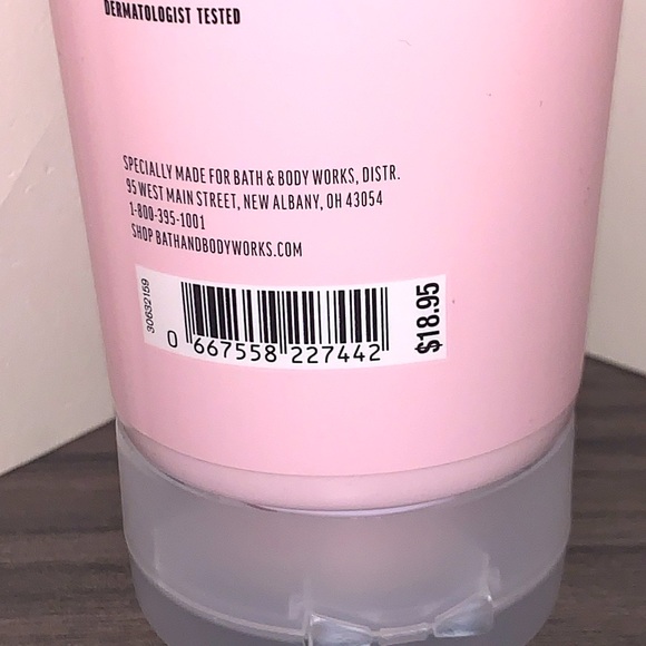 Bath & Body Wash NEW Sensitive Skin Colloidal Oatmeal Moisturizing Body Wash - Picture 5 of 5